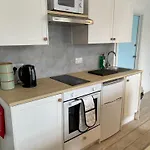 The Retreat - 2 Bed Flat, Sleeps 4 - Town Centre, Hadrians Appartement Brampton (Cumbria)