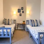 The Retreat - 2 Bed Flat, Sleeps 4 - Town Centre, Hadrians Apartamento