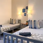 The Retreat - 2 Bed Flat, Sleeps 4 - Town Centre, Hadrians *