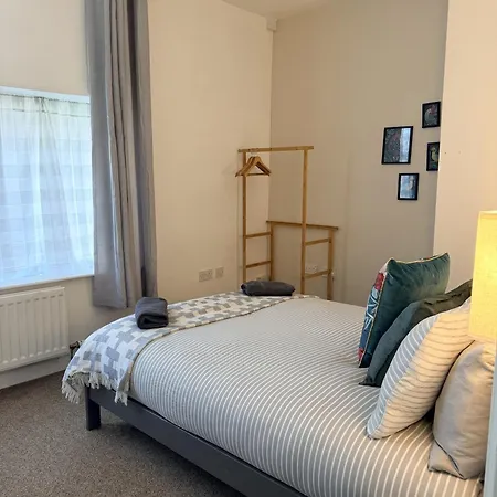 Daire The Retreat - 2 Bed Flat, Sleeps 4 - Town Centre, Hadrians Brampton (Cumbria)