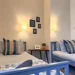 The Retreat - 2 Bed Flat, Sleeps 4 - Town Centre, Hadrians * Brampton (Cumbria)