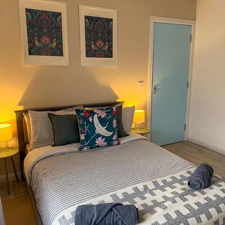 The Retreat - 2 Bed Flat, Sleeps 4 - Town Centre, Hadrians Apartament *
